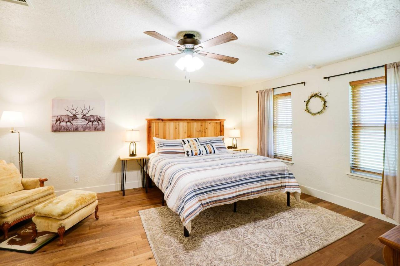 Spacious Country Home Near Ft Sill And Medicine Park Lawton Extérieur photo